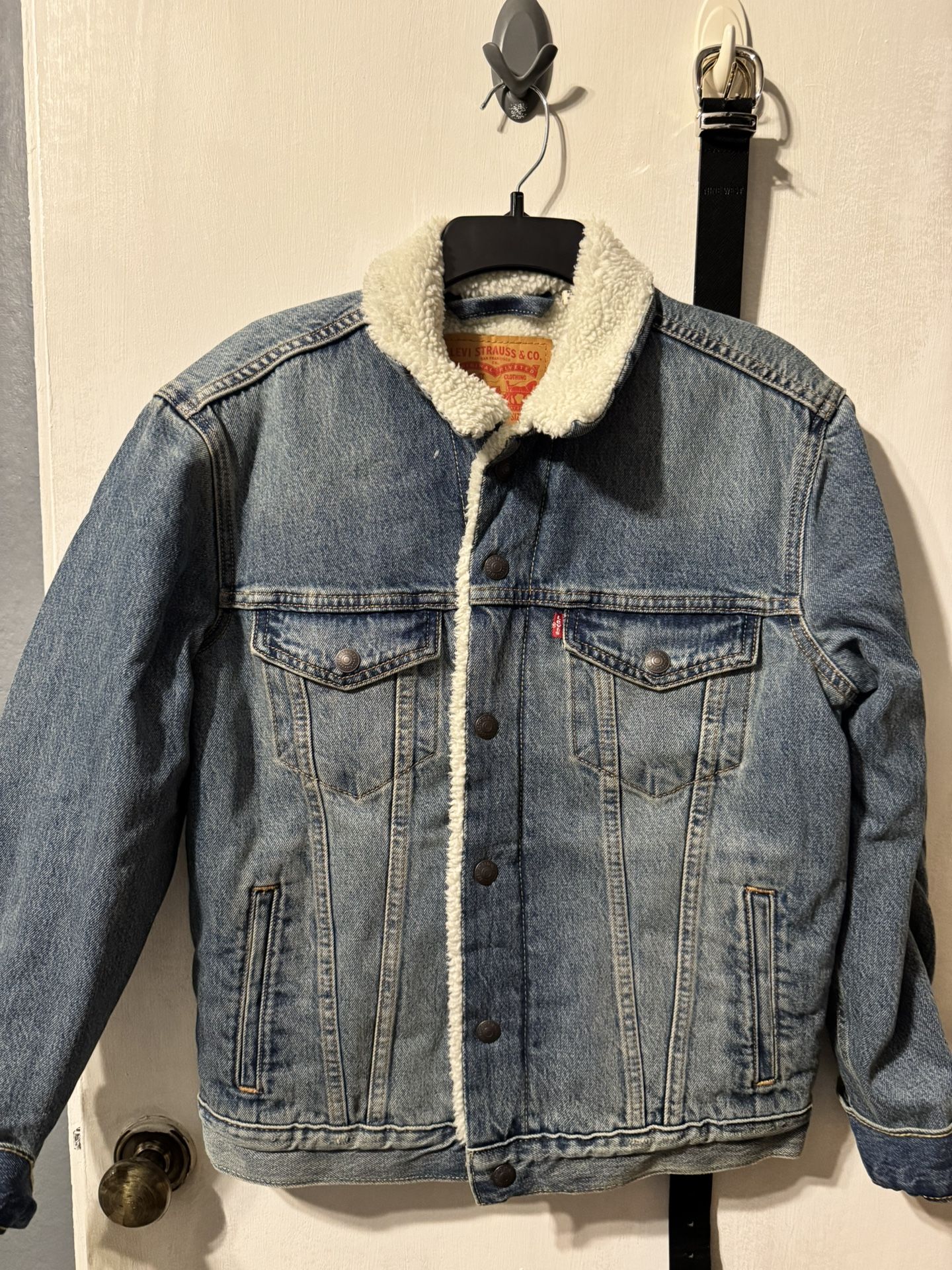 Levi’s Trucker Sherpa Jacket