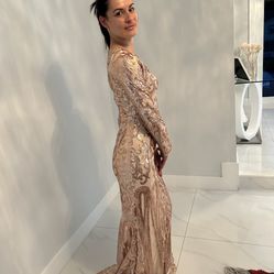 Medium Elegant Gold Dress 