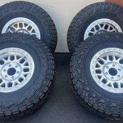 Kmc 234 Beadlocks 17x8.5 6x135 +0 Offset For Ford With Toyo R/T Trail Tires 🔥🔥🔥🔥