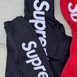 Supreme Hoodie