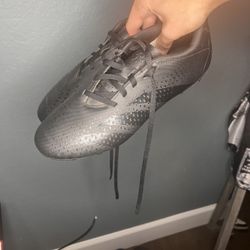 Soccer cleats