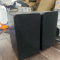 Insignia Powered Bluetooth Bookshelf Speakers Pair Black (NS-HBTSS116)