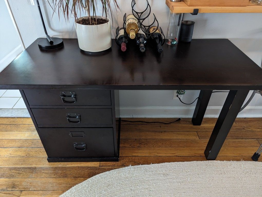 Desk with Removable File Cabinet 
