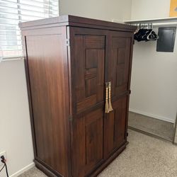 FREE armoire