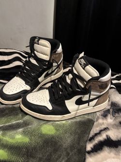 Jordan 1 Retro OG “Mocha”