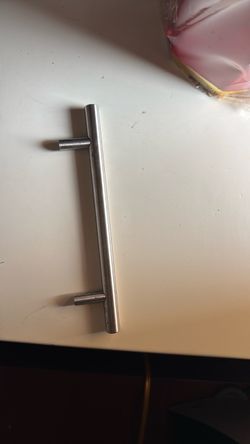 Cabinet handle bar