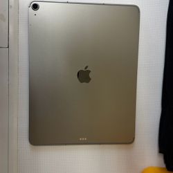 iPad Air 13In With Magic Keyboard