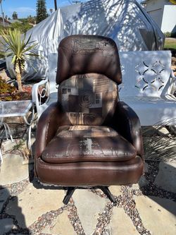 Shockwave Brown Chair