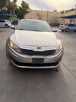 2011 Kia Optima - 128,000 Miles - Salvage Title