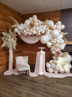 Can Decorate Any Of Your Event With Balloon Garlands etc
