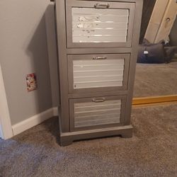 Mirrored 3 Drawer Cabinet