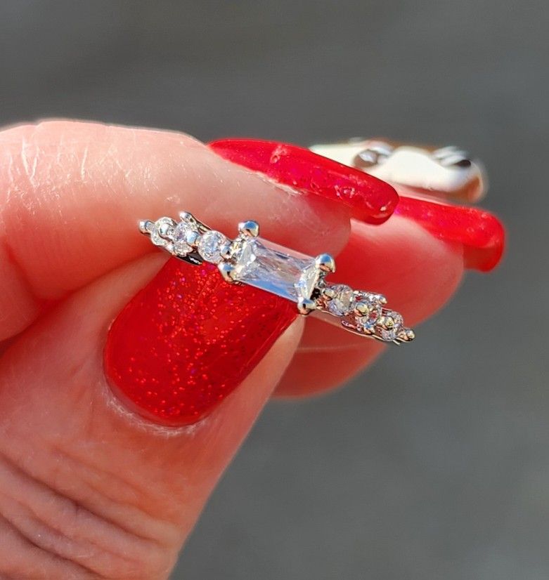 Rectangular Danity Cz Ring... S6