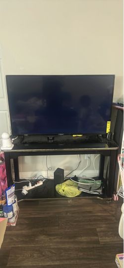 TV SUPER DEAL!!! 50 inch pioneer tv 4khud led