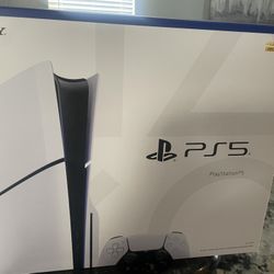 PS5 Slim Disc Edition