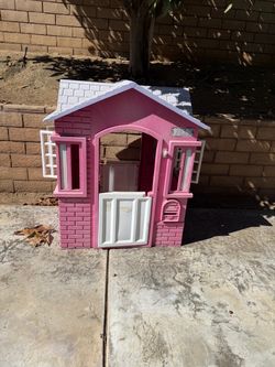 Outdoor play house