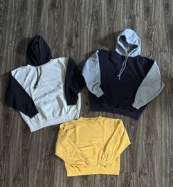 Brandy Melville/John Galt 3 sweatshirt bundle