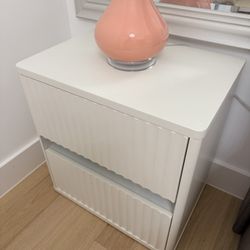 Dripex Fluted Nightstand Set of 2, 22'' Wide Night Stand with 2 Large Drawers, Mid Century Modern Wood Bedside Table 