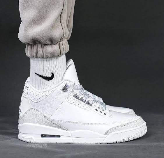 Jordan 3 Pure Money DS SIZE 10