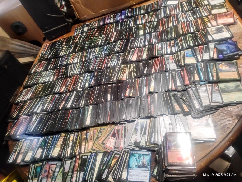 Over 1000 Magic The Gathering Cards
