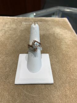 10KT Gold Diamond Ring