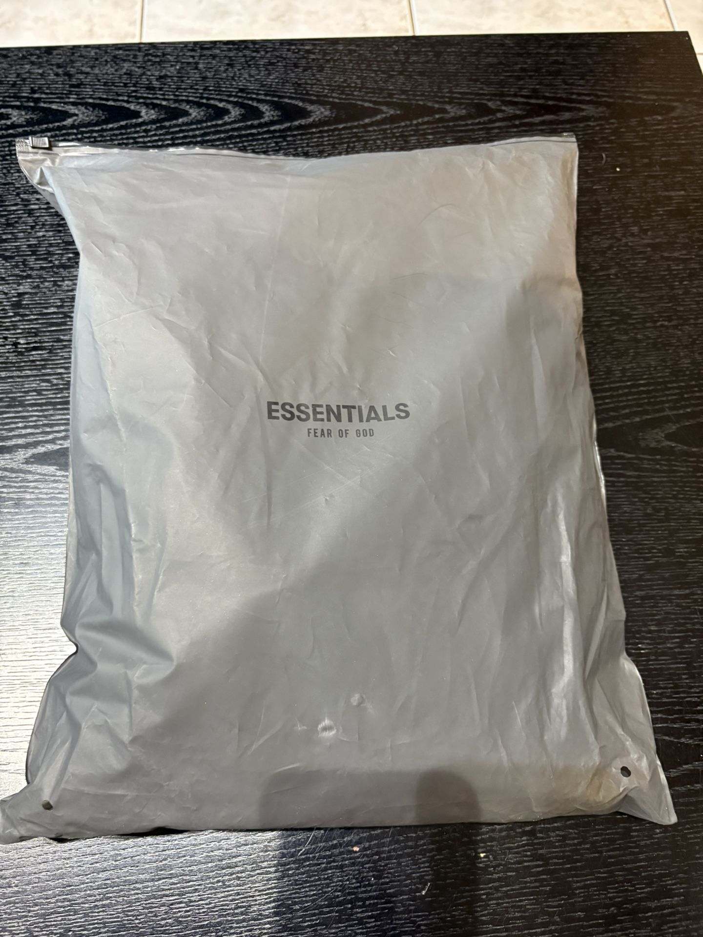 essentials ss22 hoodie stretch limo