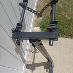 Thule Hitch Mounted Bike Carrier Rack Holds 2 Bikes