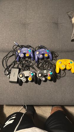 Used GameCube controllers/switch adapter