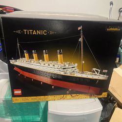 LEGO Icons: Titanic (10294)