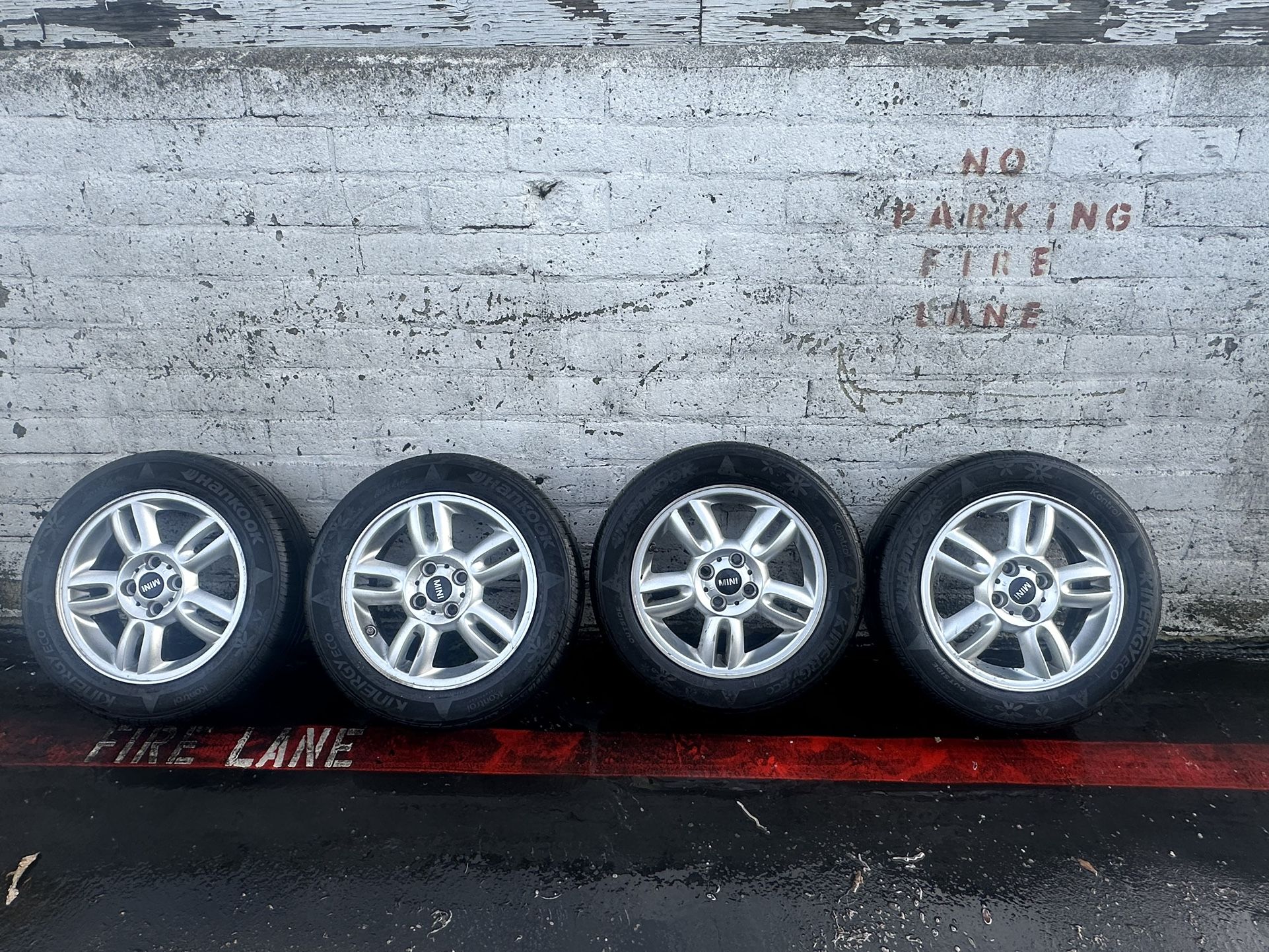 Mini Cooper Rims for Sale in Paramount, CA - OfferUp