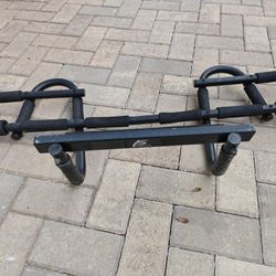 Pull Up Bar