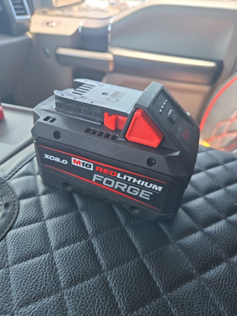 Milwaukee Forge 8.0 M18 Battery