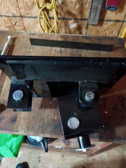 Transmission floor jack adapter
