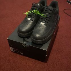 size 10 black supreme forces