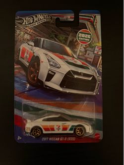 7-11 exclusive r35 GTR hot wheel