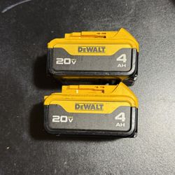 DEWALT 20V MAX Premium Lithium-lon 4.0Ah Battery Pack (2 Pack)