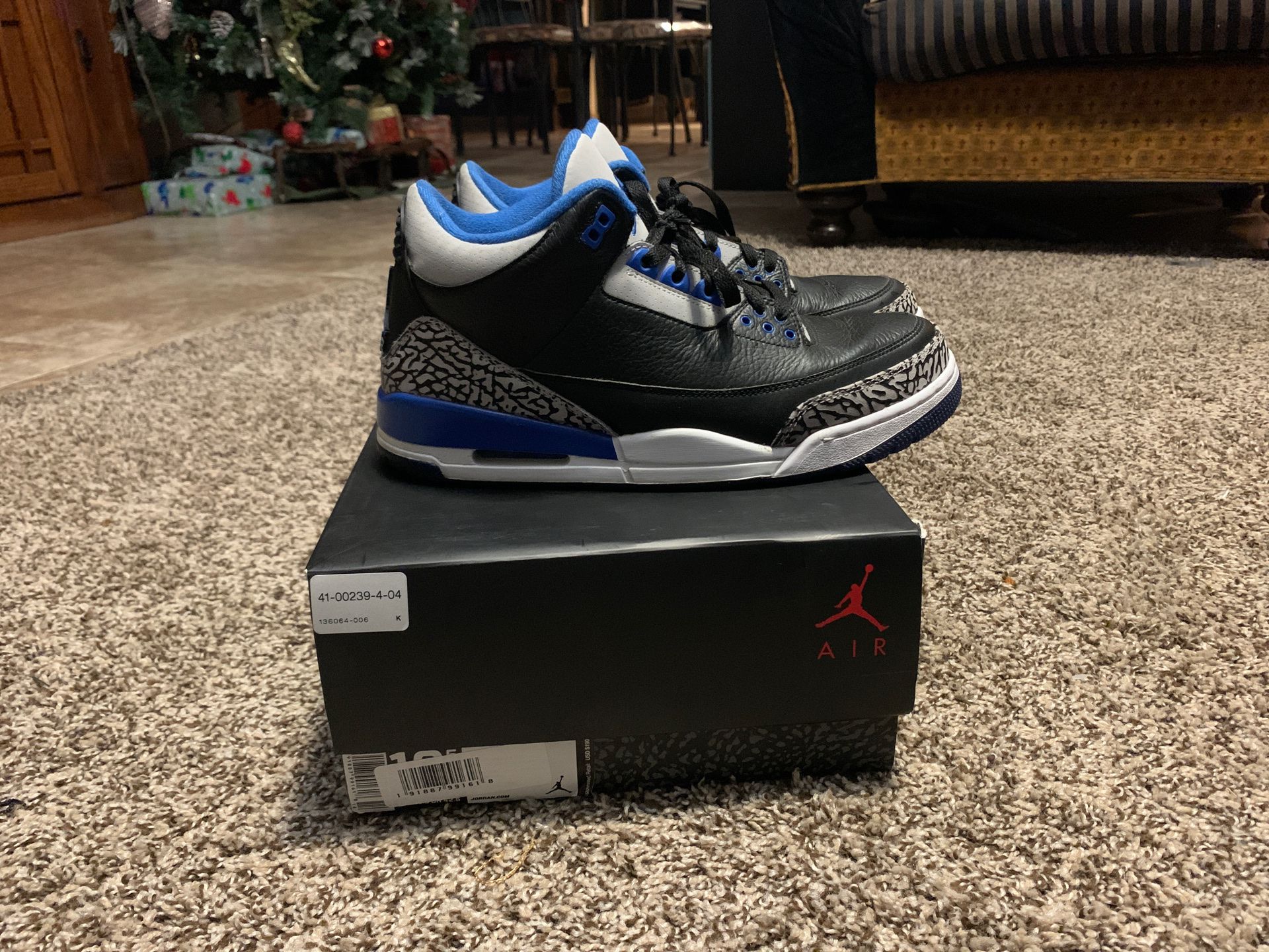 Jordan 3 sport blue size 10.5