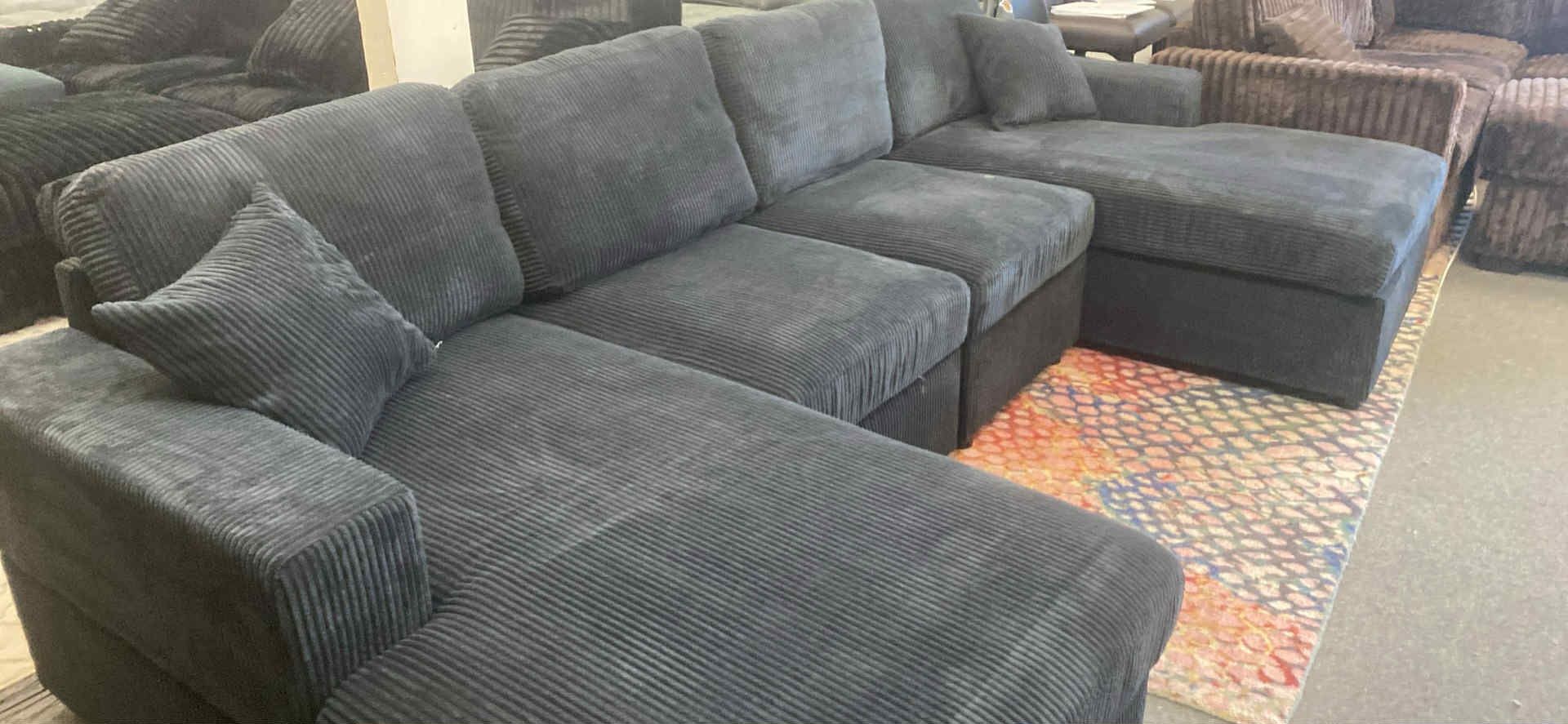 New Sectional Sofa Couch with Double Chaise! Free Delivery 🚚! 
