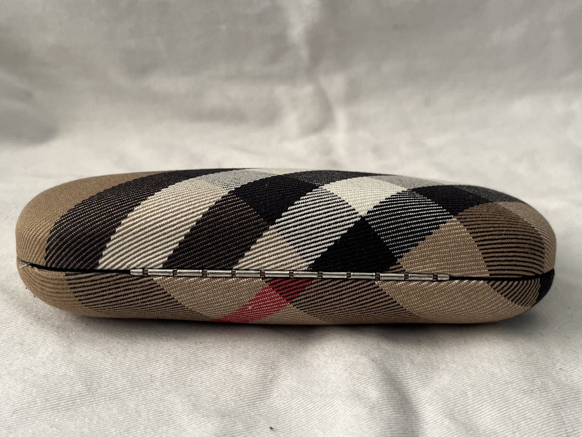 Burberry Sunglasses Nova Check Case NIB display picture 1