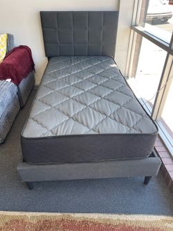 Twin mattress