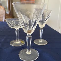 Sheila (Cut) by Waterford Crystal 36 pieces
