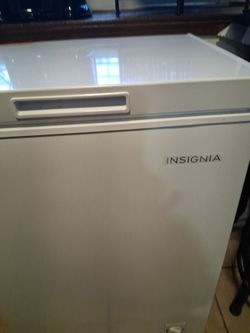 Freezer almost new two weeks