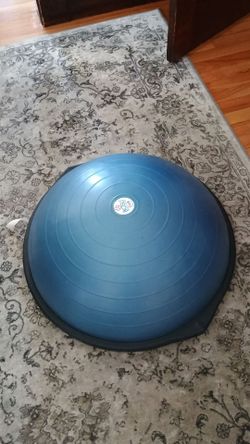 BOSU Ball Balance Trainer