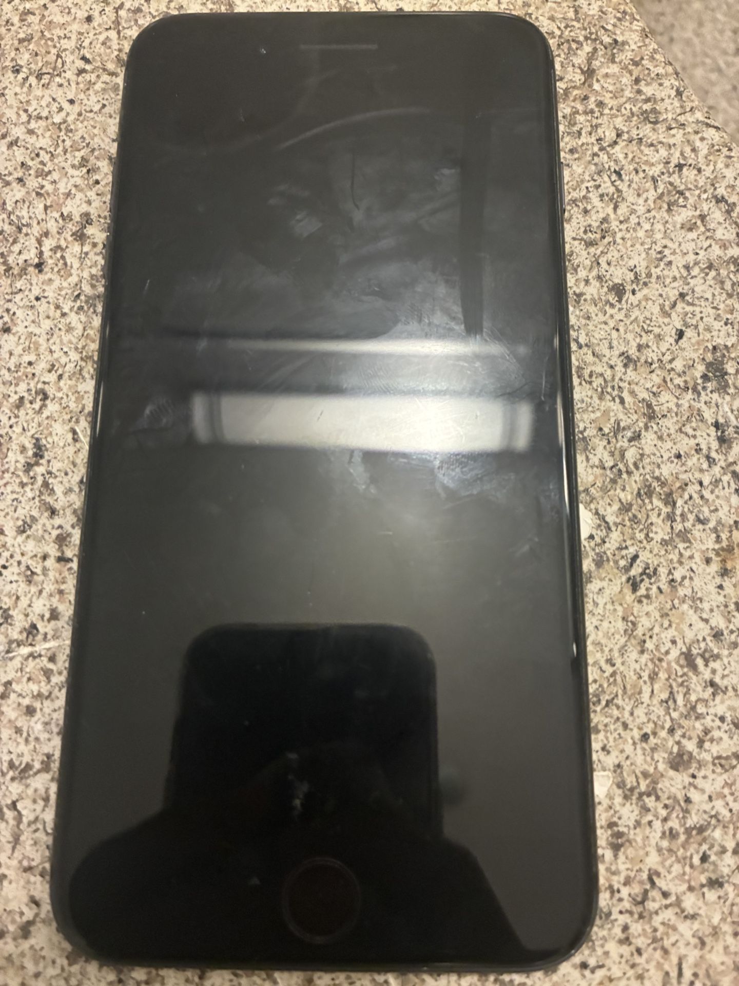 iPhone 8 Plus (iCloud Locked)