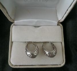 Lovely Sterling Silver Earrings 