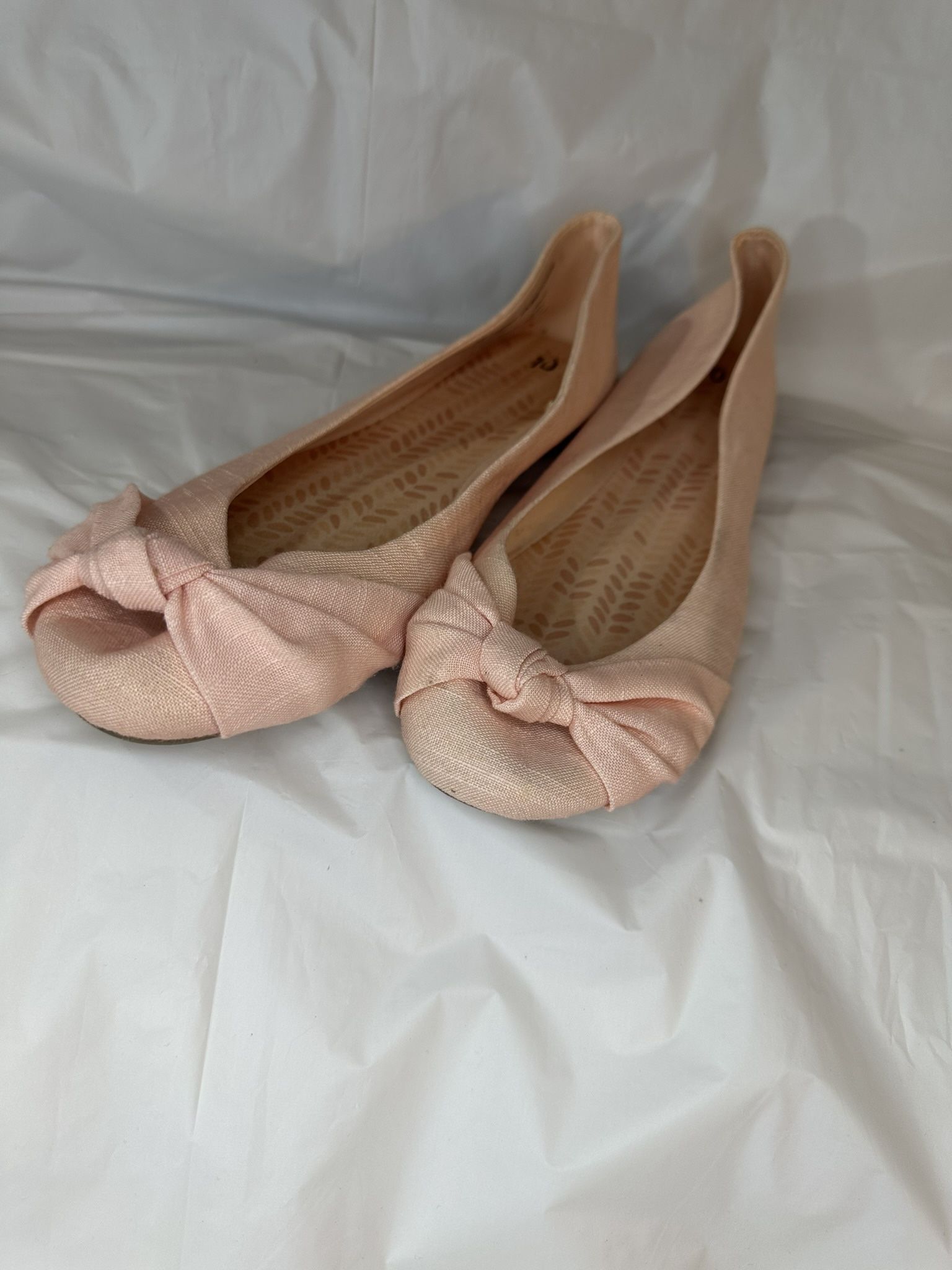 Time and Tru Women's Ballet Flats Pink Bow Detail Size 10 Casual Shoes