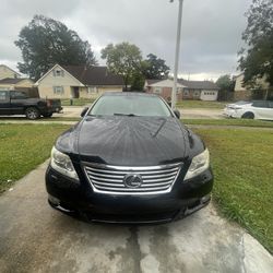 2010 Lexus LS 460