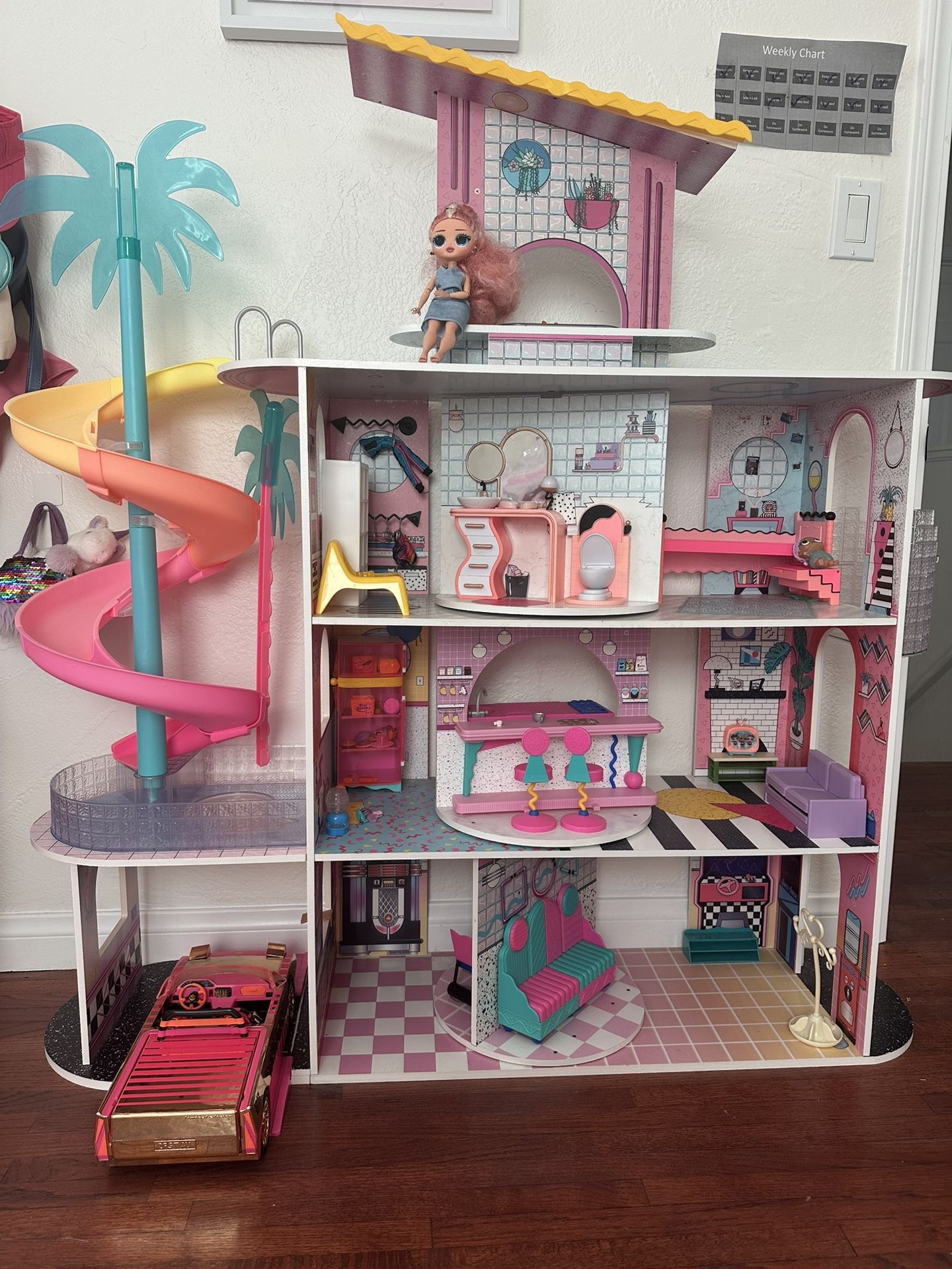 LOL Dollhouse And Car