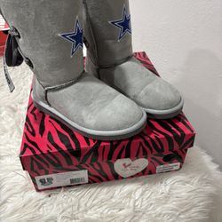 Grey Cowboy Boots Size 6