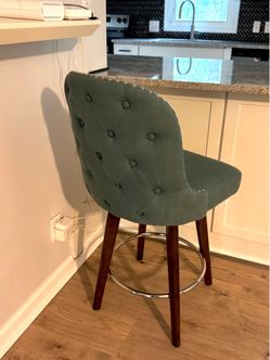 Bar stool