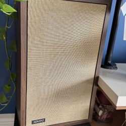 Advent /1 Loud Speakers 